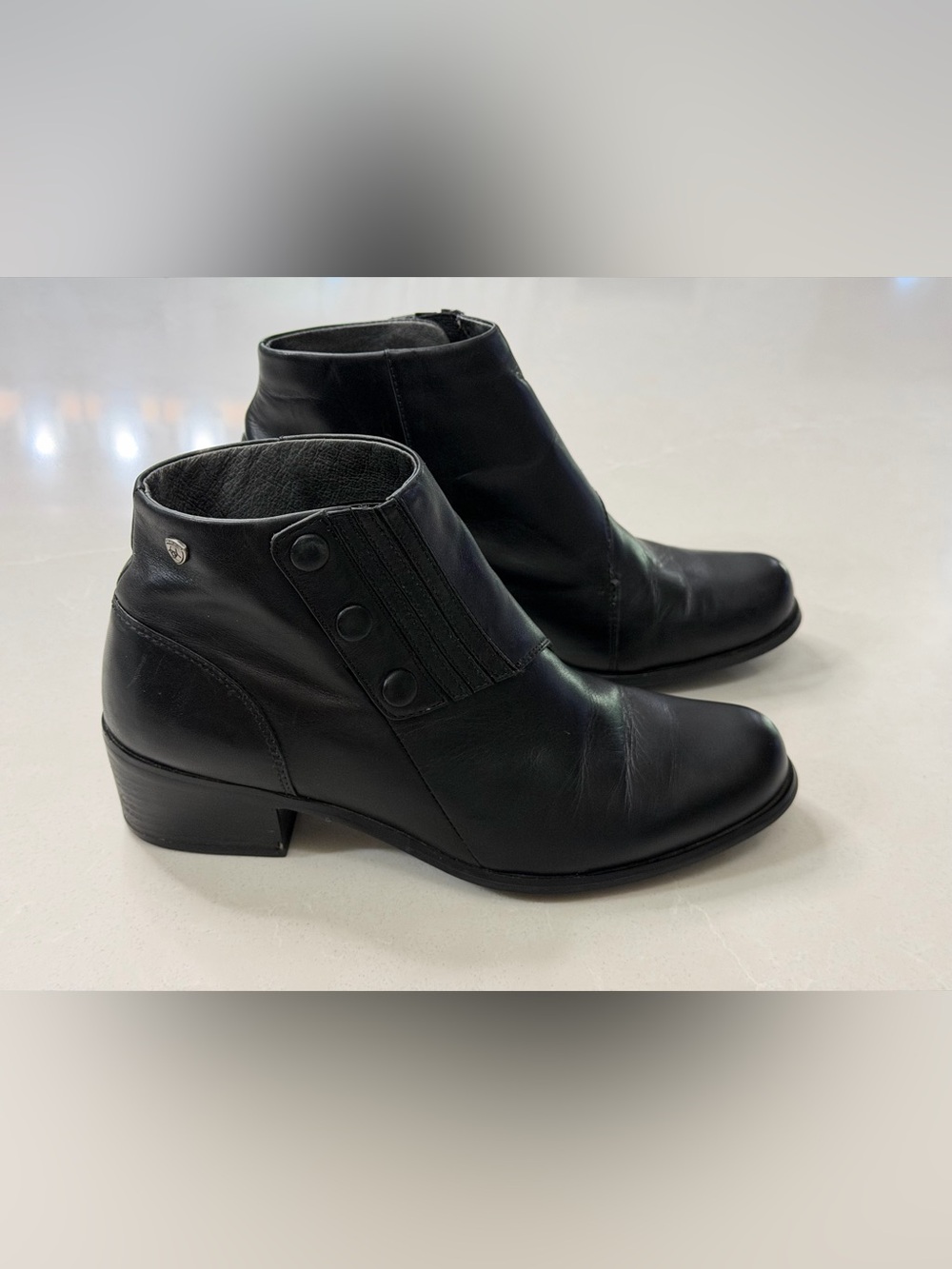 Ariat Black Leather Side Spat II Ankle Booties Size 8B